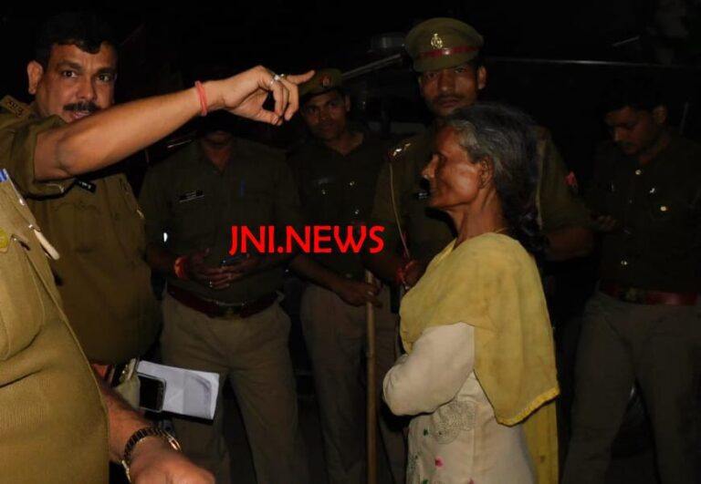 कोर्ट के आदेश पर पुलिस ने मकान कराया खाली