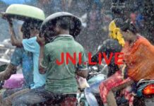 बूंदाबांदी से मौसम खुशनुमा, लोगों को उमस से मिली राहत