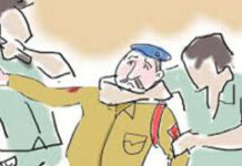 बाइक टच होने के विवाद में सिपाही से युवकों नें की हाथपाई