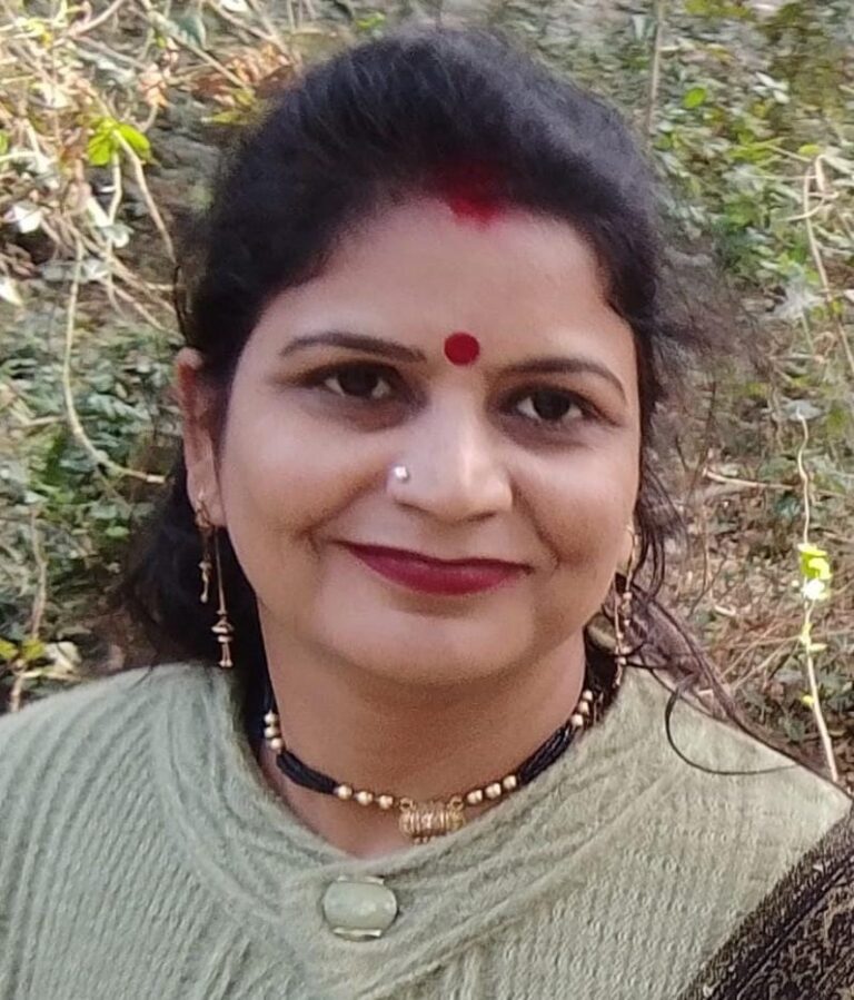 राज्य स्तरीय कला क्राफ्ट प्रतियोगिता में दीपा शुक्ला का चयन