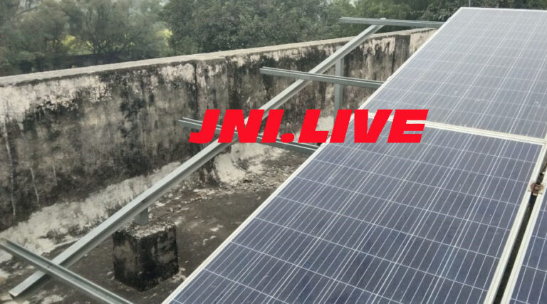 तहसील की छत पर लगी सोलर प्लेटें चोरी