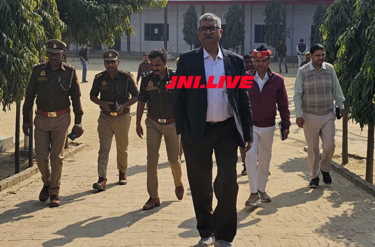 कड़ी सुरक्षा के बीच शुरु हुई हाईस्कूल की परीक्षा