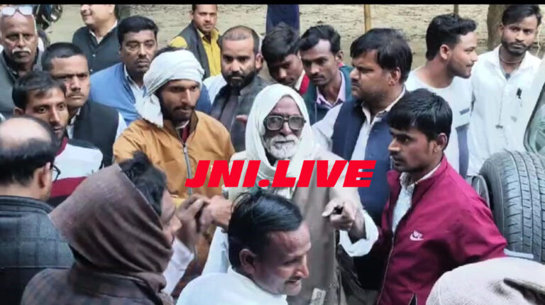 बैनामा करानें को लेकर जमकर मारपीट