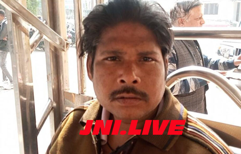लोहिया के चिकित्सक नें अबैध वसूली कर निजी अस्पताल में किया आपरेशन