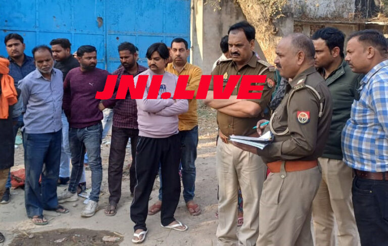 नाले में पड़ी मिली गोलगप्पा व्यापारी की अर्द्ध नग्न लाश