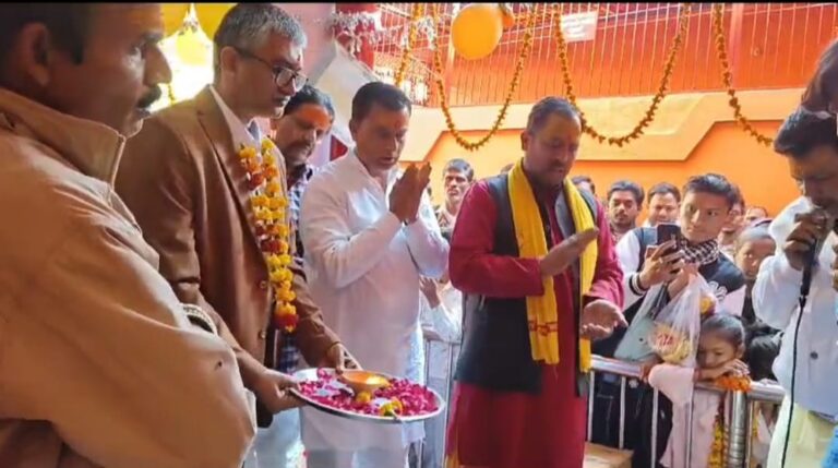 बाबा नीब करोरी के 41 वें मूर्ति विग्रह स्थापना दिवस भव्य भंडारे का आयोजन