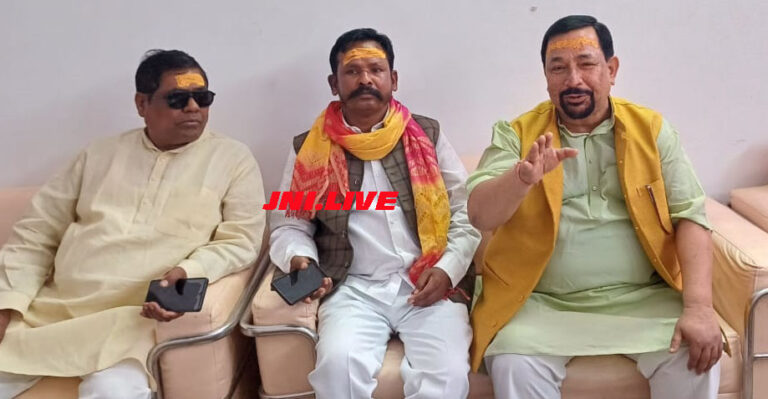 होली मिलन में सांसद ने बतायी बीजेपी सरकार की उपलब्धि