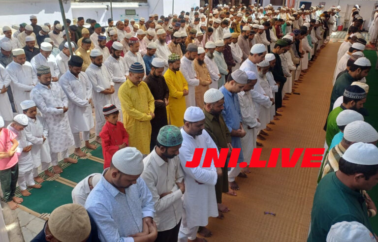 कड़ी सुरक्षा में शांतिपूर्ण ढंग से निपटी अलबिदा  जुमे की नमाज