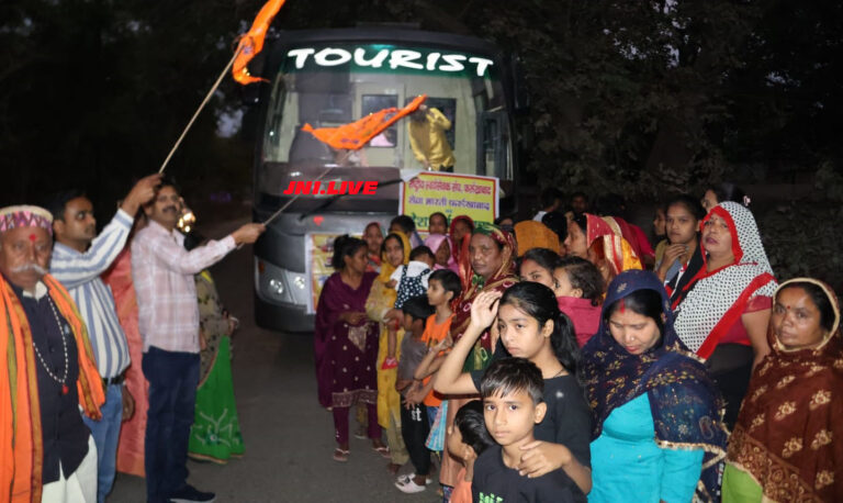 राम लला के दर्शन के लिए बसें अयोध्या रवाना