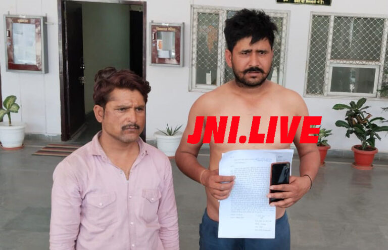 पुलिस चौकी में कार सबारों से मारपीट का आरोप, एसपी की चौखट पर न्याय की गुहार
