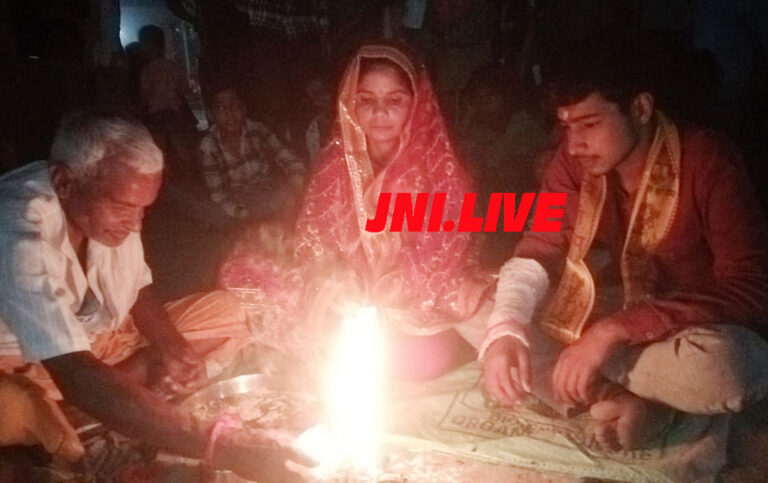 थानें में दिन भर चली नूराकुश्ती के बाद प्रेमी जोड़े का विवाह