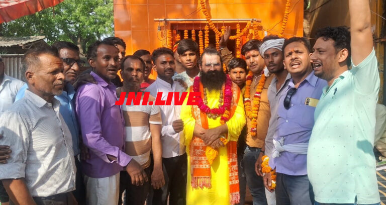 हनुमान जन्मोत्सव पर हवन पूजन के बाद भंडारे