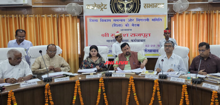 लोहिया में अबैध कब्जा करने वाले लोगों पर हो एफआईआर