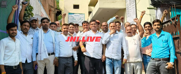 तहसील अधिवक्ताओं की दूसरे दिन भी हड़ताल जारी