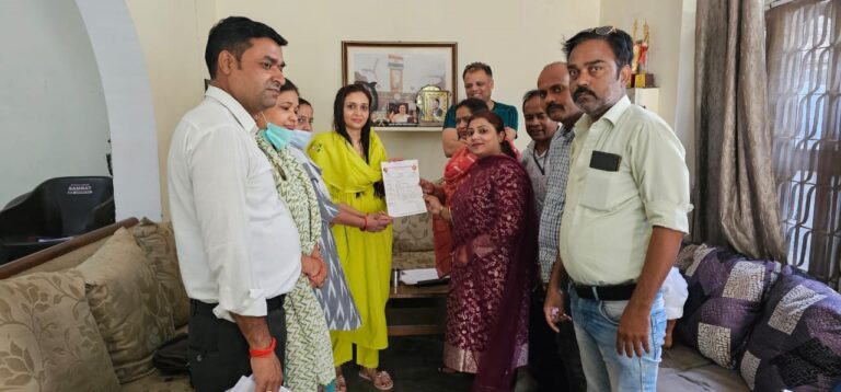 विधान सभा में एनएचएम कर्मियों की समस्याओं को उठाने की मांग
