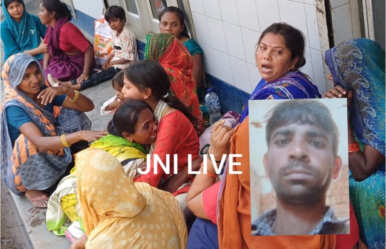 मोर और सांप की लड़ाई में पहुंचे युवक की नाग के डसने से मौत