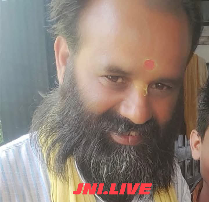 मार्ग दुर्घटना में पुरोहित की मौत