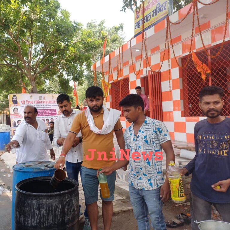 मंगलवार को हनुमान जी की भक्ति में डूबा शहर,जगह-जगह भंडारे का हुआ भव्य आयोजन