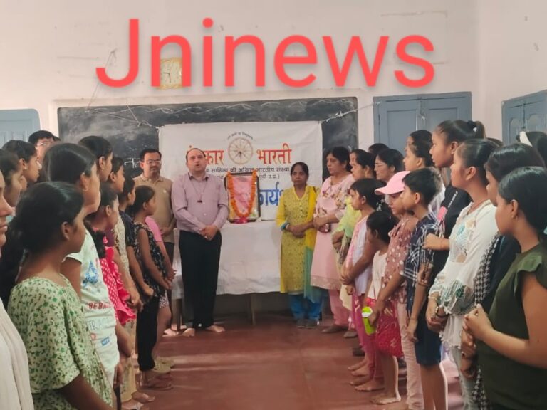 डॉ धन्नू लाल गौतम को संस्कार भारती ने अर्पित की श्रद्धांजलि