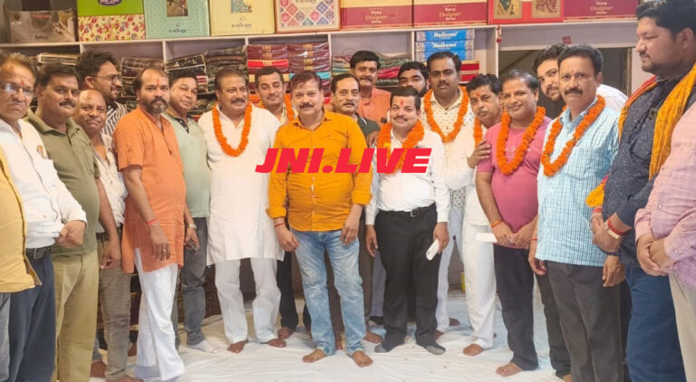 मिश्रा गुट को छोड़ व्यापारी आल इंडिया व्यापार मंडल में शामिल
