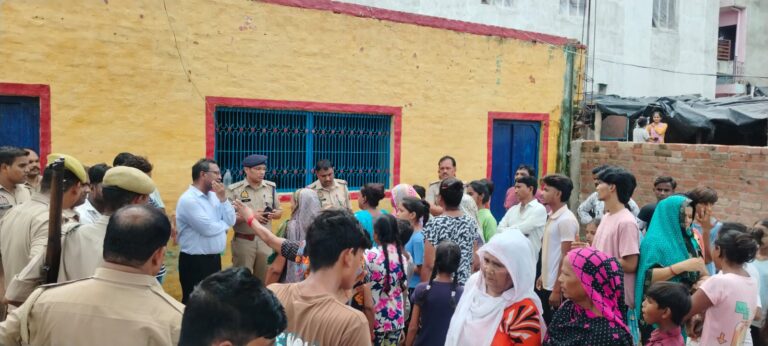 धर्मांतरण की शिकायत पर पंहुची पुलिस, एसडीएम ने की जाँच
