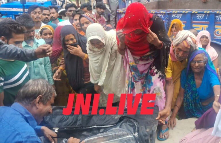 नाक मुंह दबाकर हुई थी तालाब में मिली युवती की हत्या