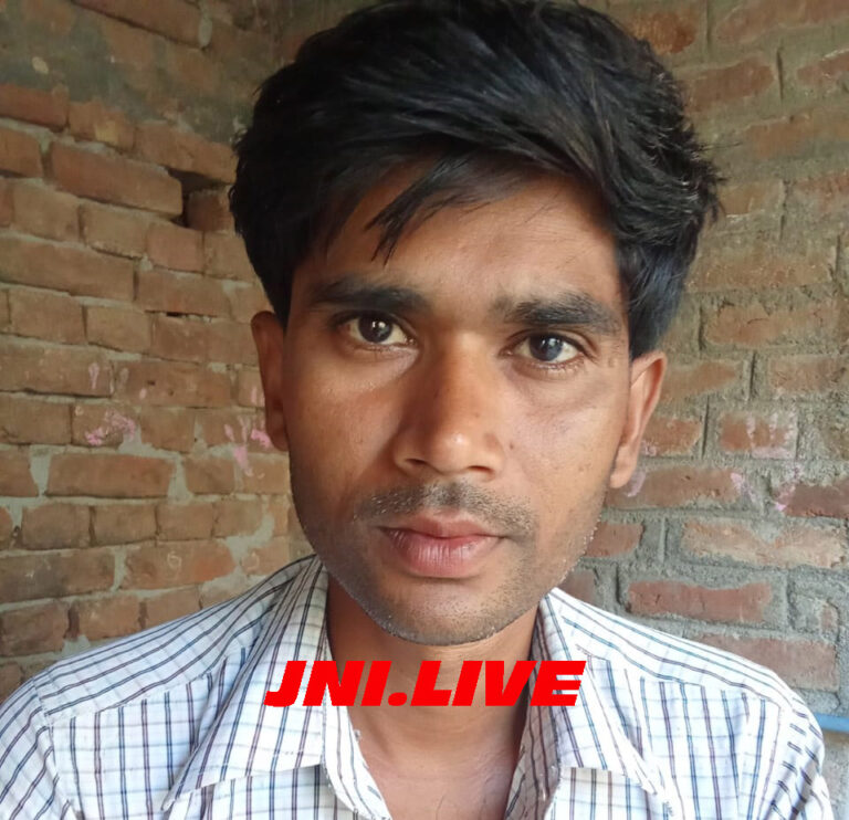 टैम्पों की टक्कर से बाइक सबार की मौत