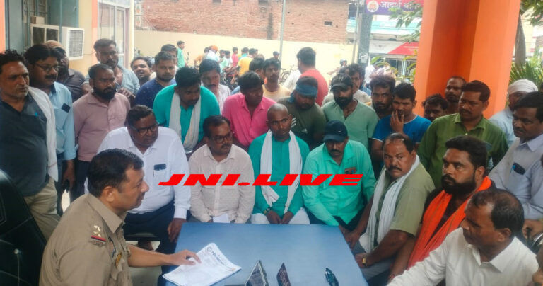 सफाई नायक से मारपीट में 25 फंसे, 24 घंटे में आरोपियों की गिरफ्तारी ना होनें पर हड़ताल की चेतावनी