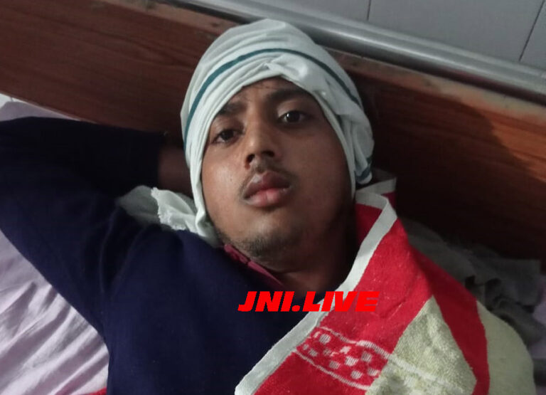 आकाशीय बिजली गिरने से चार गंभीर, भर्ती