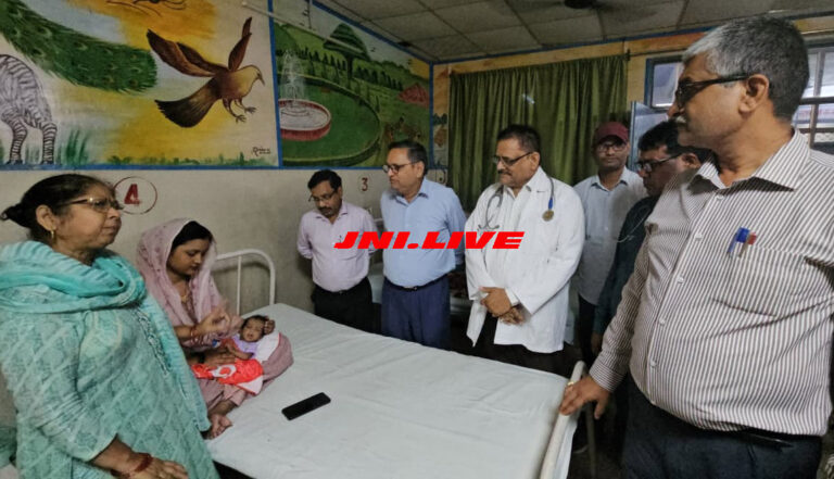 डीएम को एनआरसी बार्ड के एसी मिले खराब