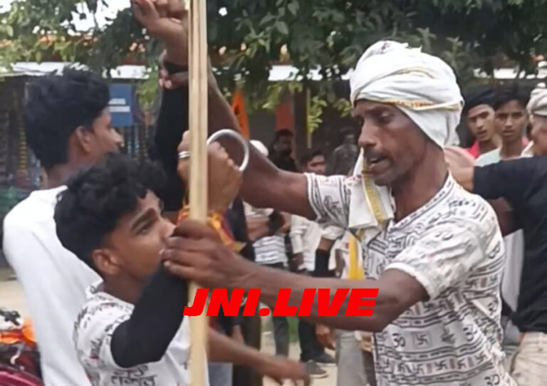 कांवडियों में जमकर हुई मारपीट, वीडियो वायरल