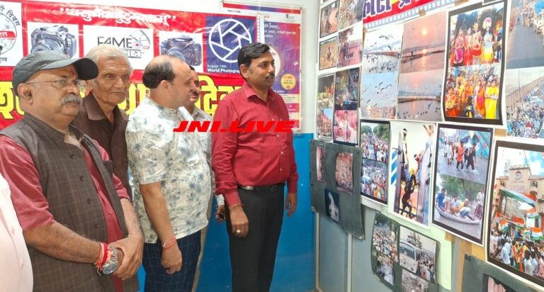 चित्र ही जीवन की सर्वश्रेष्ठ यादगार है: विजय यादव