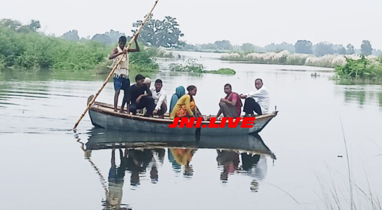 गंगा का पानी 5 सेमी घटा, खतरे के निशान से अभी भी 20 सेमी. ऊपर