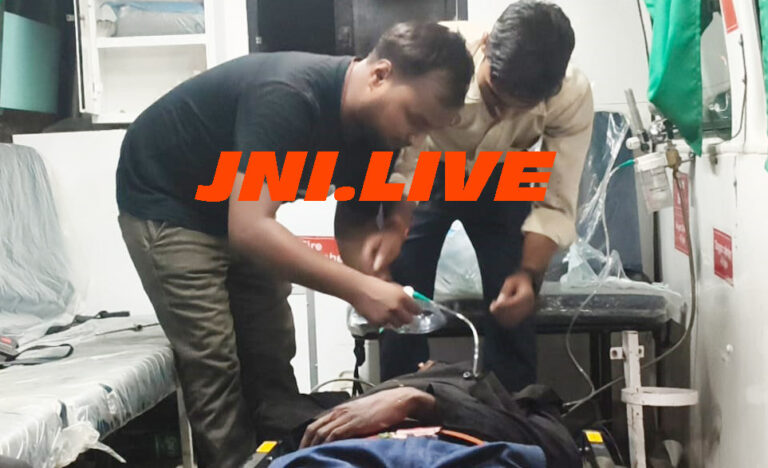 बाइक व पालतू भैंस की टक्कर दो गंभीर, एम्बुलेंस के इंतजार में एक की मौत