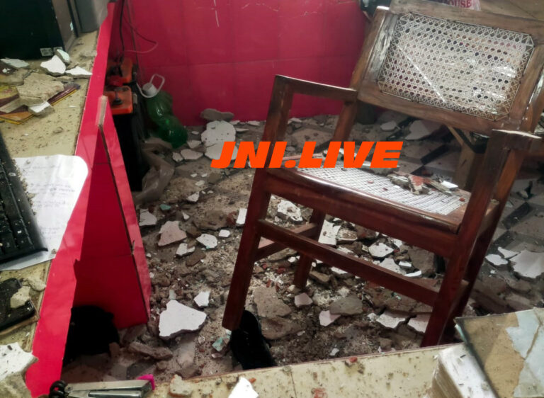 कोतवाली कार्यालय की छत टूटकर गिरी, महिला सिपाही चुटहिल