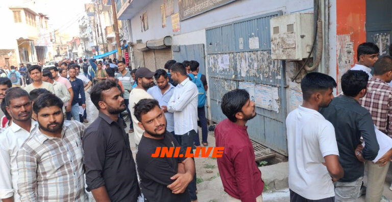 दो दिन में 10489 नें पीईटी परीक्षा से किया किनारा