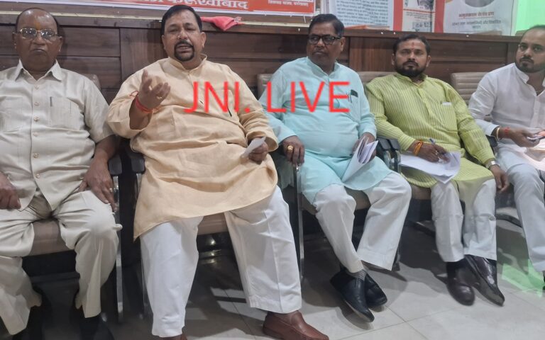 आत्मनिर्भर भारत की नींव है स्वदेशी अपनाओ मंत्र: मुकेश राजपूत