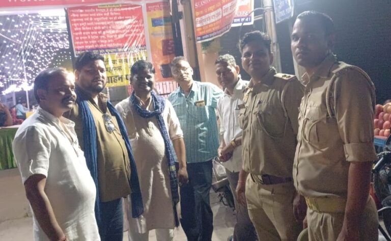 डांडिया कार्यक्रम का विरोध, अश्लीलता फैलाने का आरोप