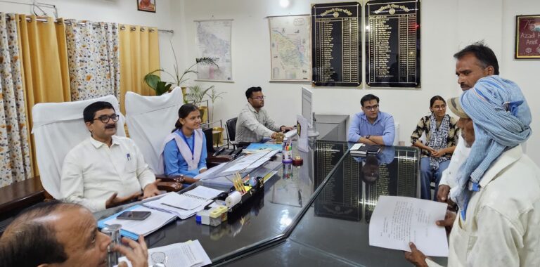 ‘मनाली पाठक’ बनी एक दिन की जिलाधिकारी