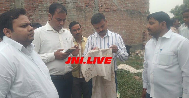 मस्जिद के पीछे भूमि पर निर्माण के खिलाफ  बजरंग दल ने सौंपा ज्ञापन