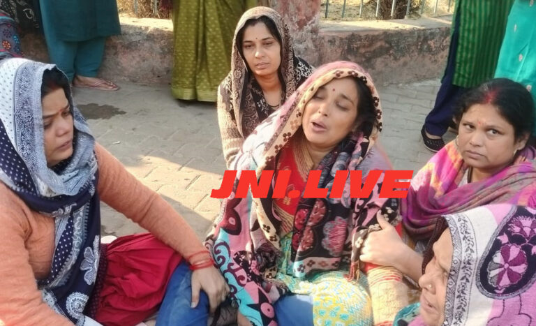 हाई-वे पर अज्ञात वाहन की टक्कर से युवक की मौत