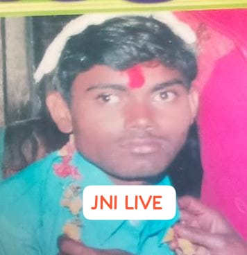 स्कूली बस से कुचलकर पापड़ी विक्रेता की मौत