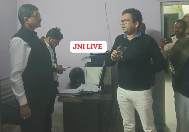 डीएम नें डिजिटलाइजेशन कार्य का किया निरीक्षण