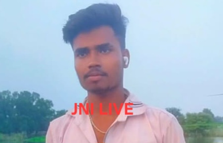 बाइक की ई-रिक्शा से टक्कर, एक की मौत,दो घायल