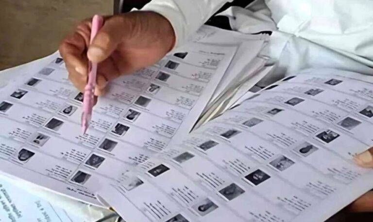 एसआईआर का सर्वाधिक डिजिटाइजेशन करने वाले बीएलओ होंगे सम्मानित, परिवार सहित लंच व मूवी टिकट