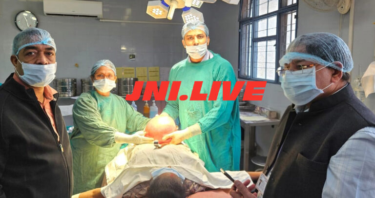 महिला के पेट से 13.5 किलो का ट्यूमर निकाल बचायी जान