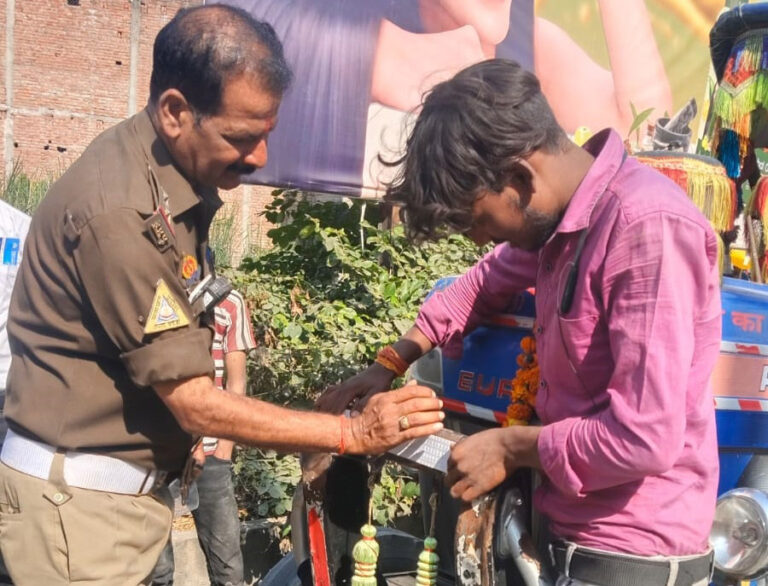 ट्राफिक पुलिस नें नियमों के उल्लंघन पर 117 वाहनों पर की कार्यवाही