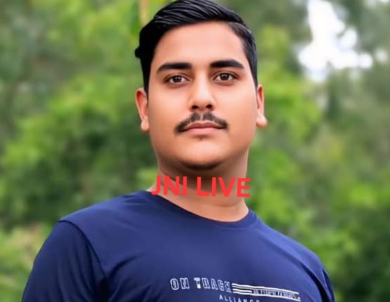 एम्बुलेंस की टक्कर से बाइक सबार युवक की मौत, साथी घायल