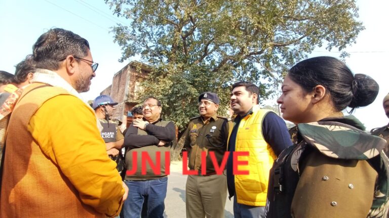 शौर्य दिवस पर यात्रा निकाल रहे विश्व हिन्दू परिषद को पुलिस नें रोंका