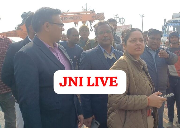 डंपर नें स्कूटी सबार महिला बीएलओ कों कुचला, सड़क पर 50 मीटर घसीटा, दर्दनाक मौत